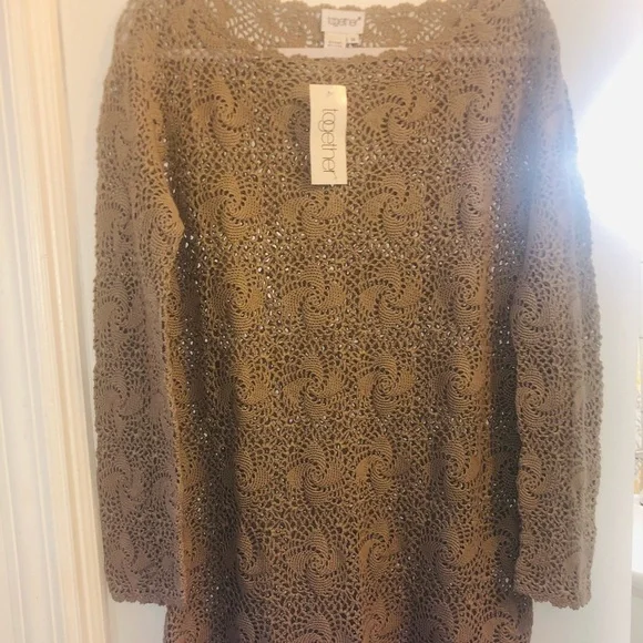 Tunic - Picture 5 of 12